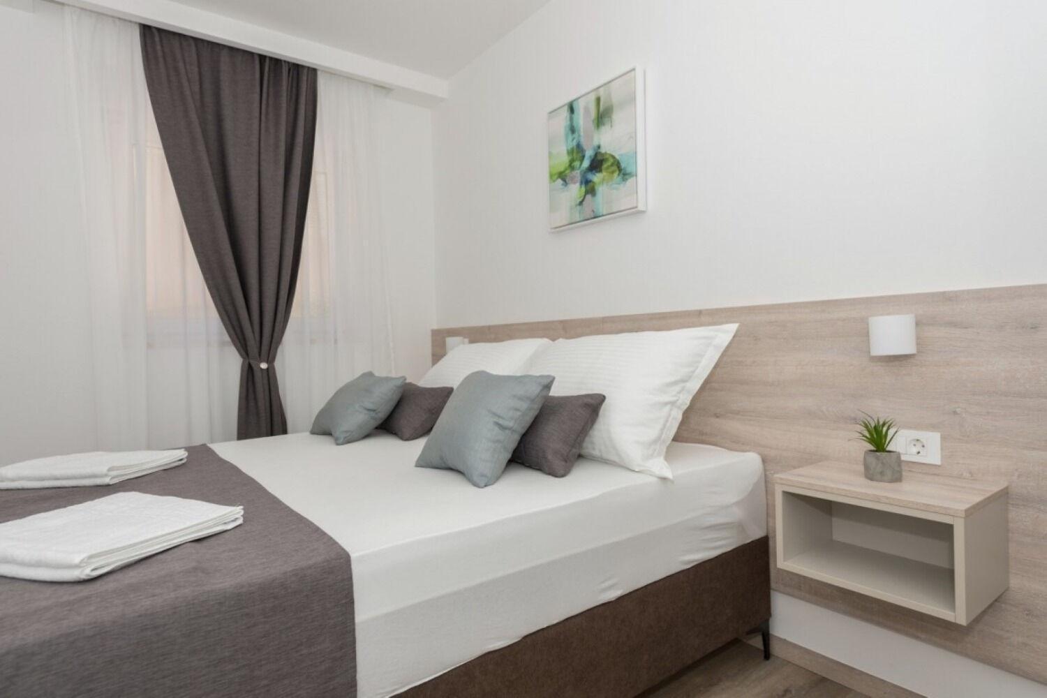 Apartments Mari - 40M From The Beach Makarska Exterior photo