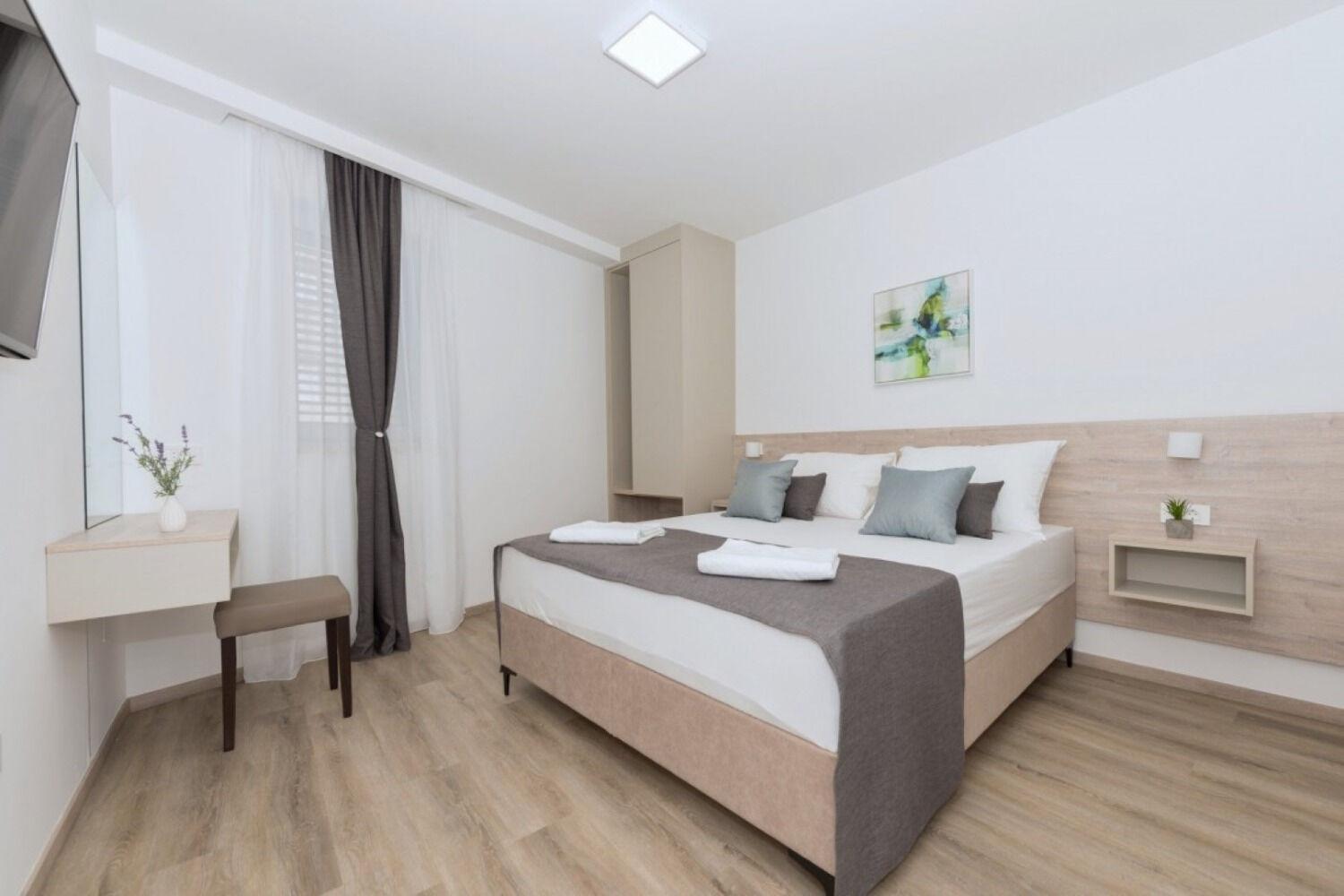 Apartments Mari - 40M From The Beach Makarska Exterior photo