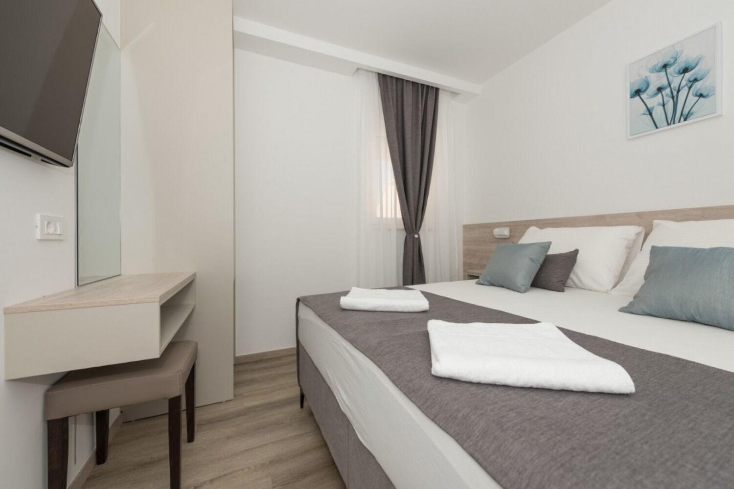 Apartments Mari - 40M From The Beach Makarska Exterior photo
