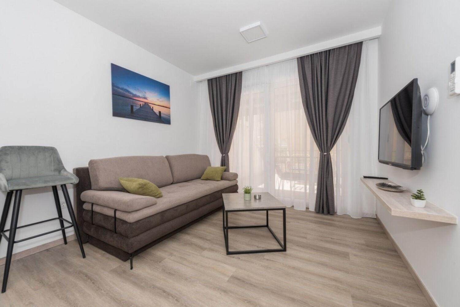 Apartments Mari - 40M From The Beach Makarska Exterior photo