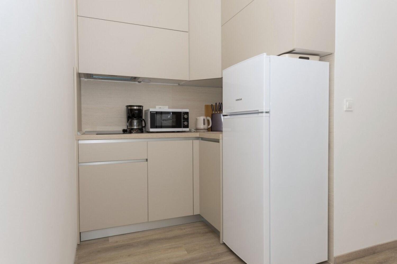Apartments Mari - 40M From The Beach Makarska Exterior photo