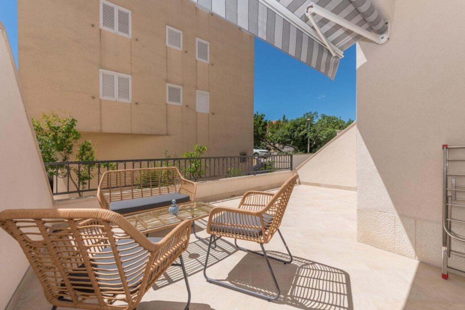 Apartments Mari - 40M From The Beach Makarska Exterior photo